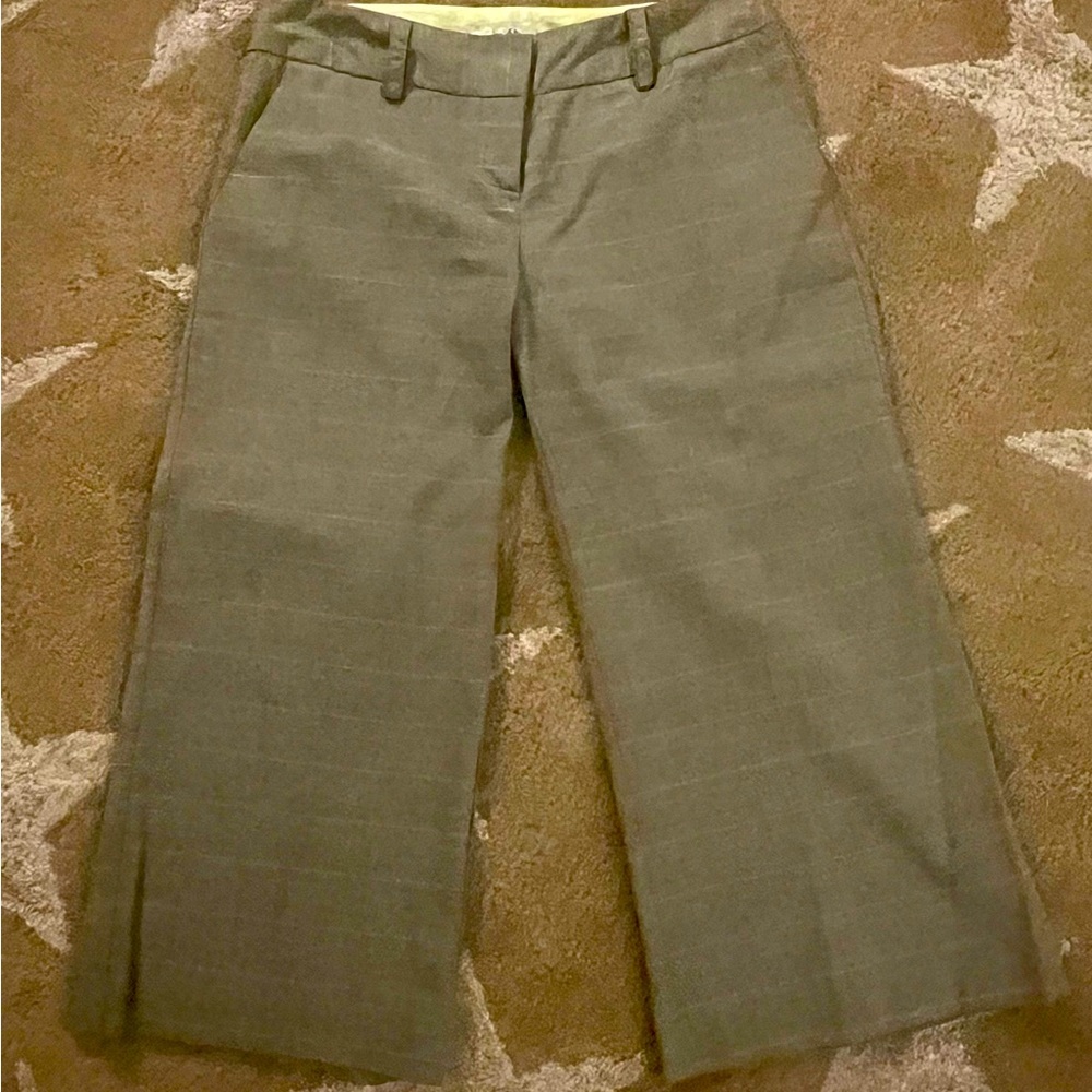 Gray plaid Capri pants